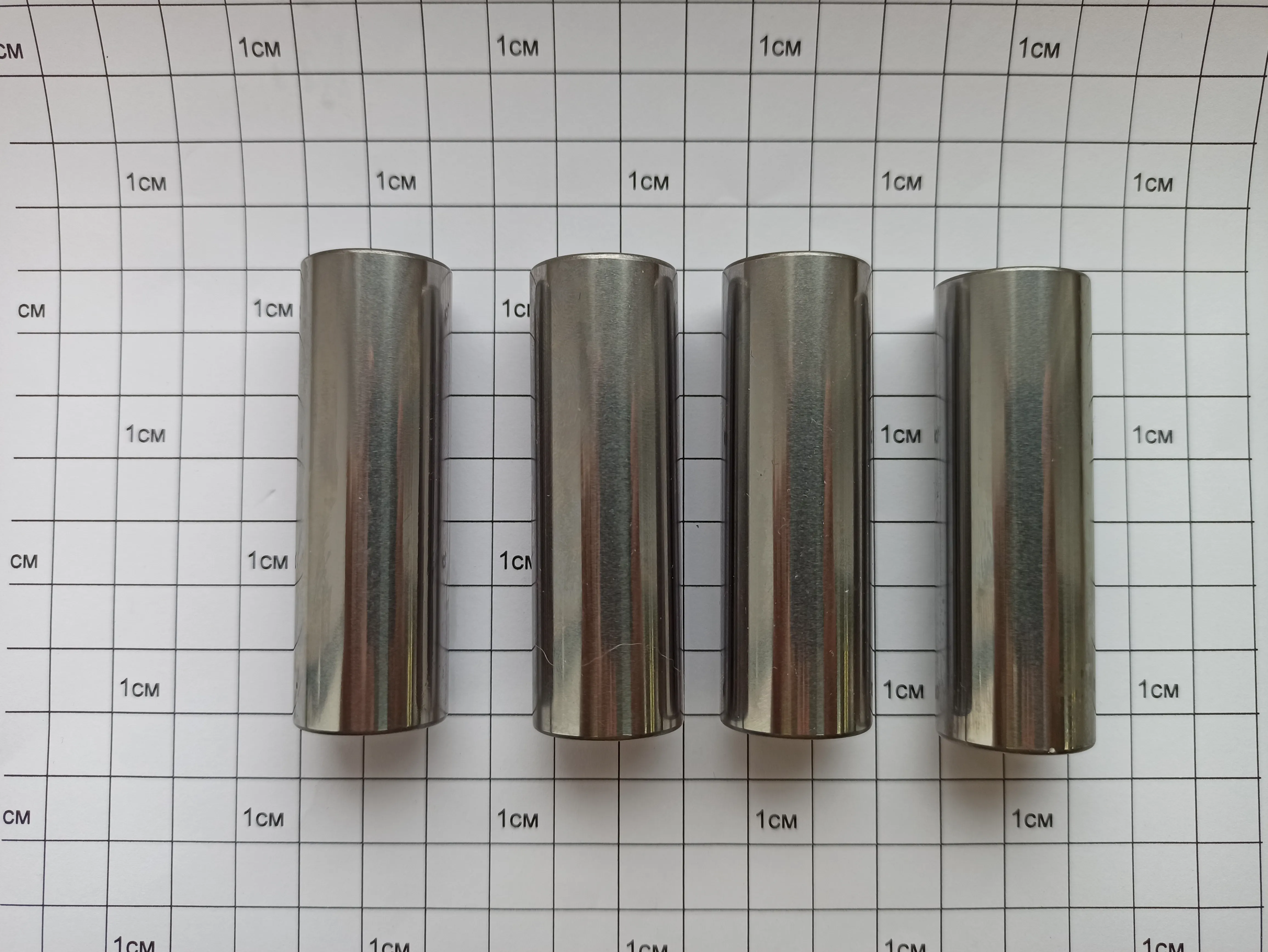 Палец поршневой к-т 4 шт. дв. ЗМЗ-405, 409, белый, L=67 mm — KENO, арт. KNG-1004020-65