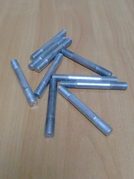 Шпилька М10х1х60 оси коромысел дв.402 (1уп-10шт)