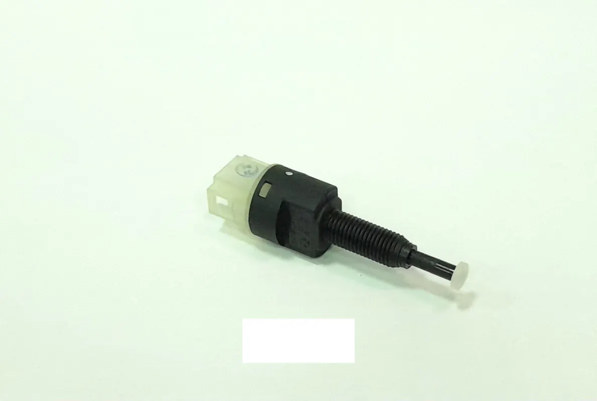 GAZ А21R233720010 Выключатель сигнала положения педали сцепления ЫШ3.604.072ТУ ГАЗельNext