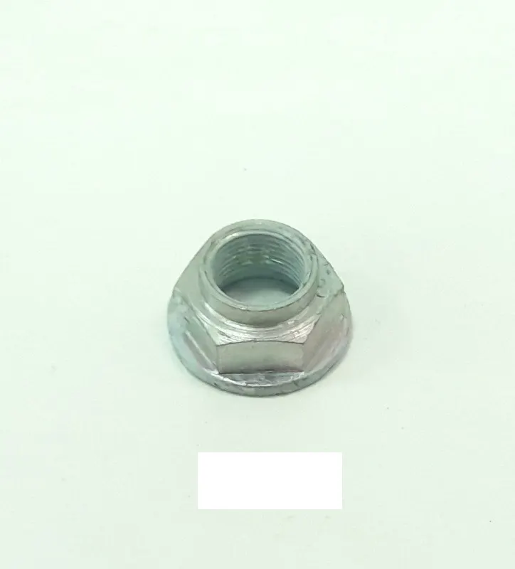 GAZ 33022402038 Гайка ведущей шестерни редуктора
