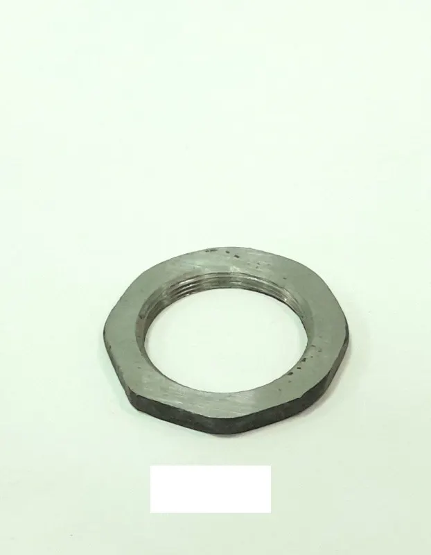 GAZ 3302240105401 Гайка наружная задней ступицы ГАЗель